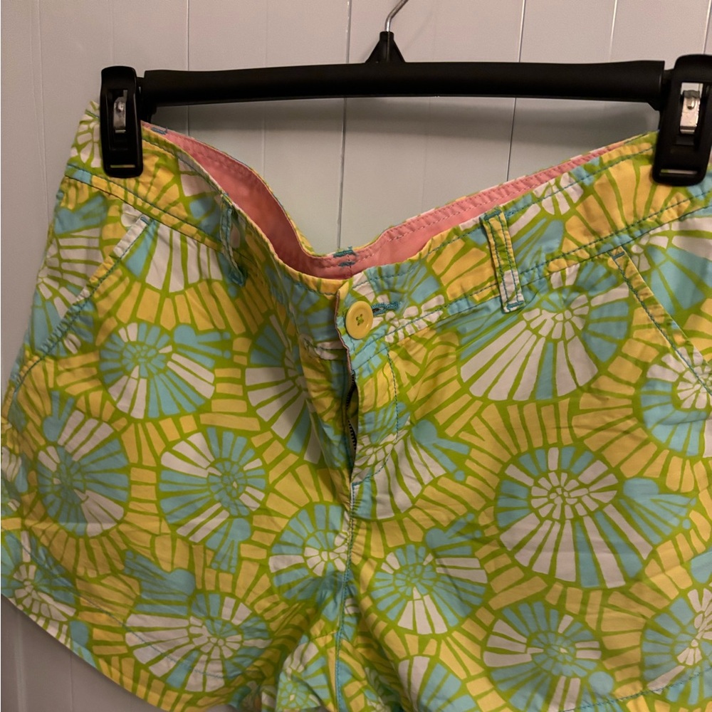 The brand Lilly Pulitzer,color is yellow and green, is authentic